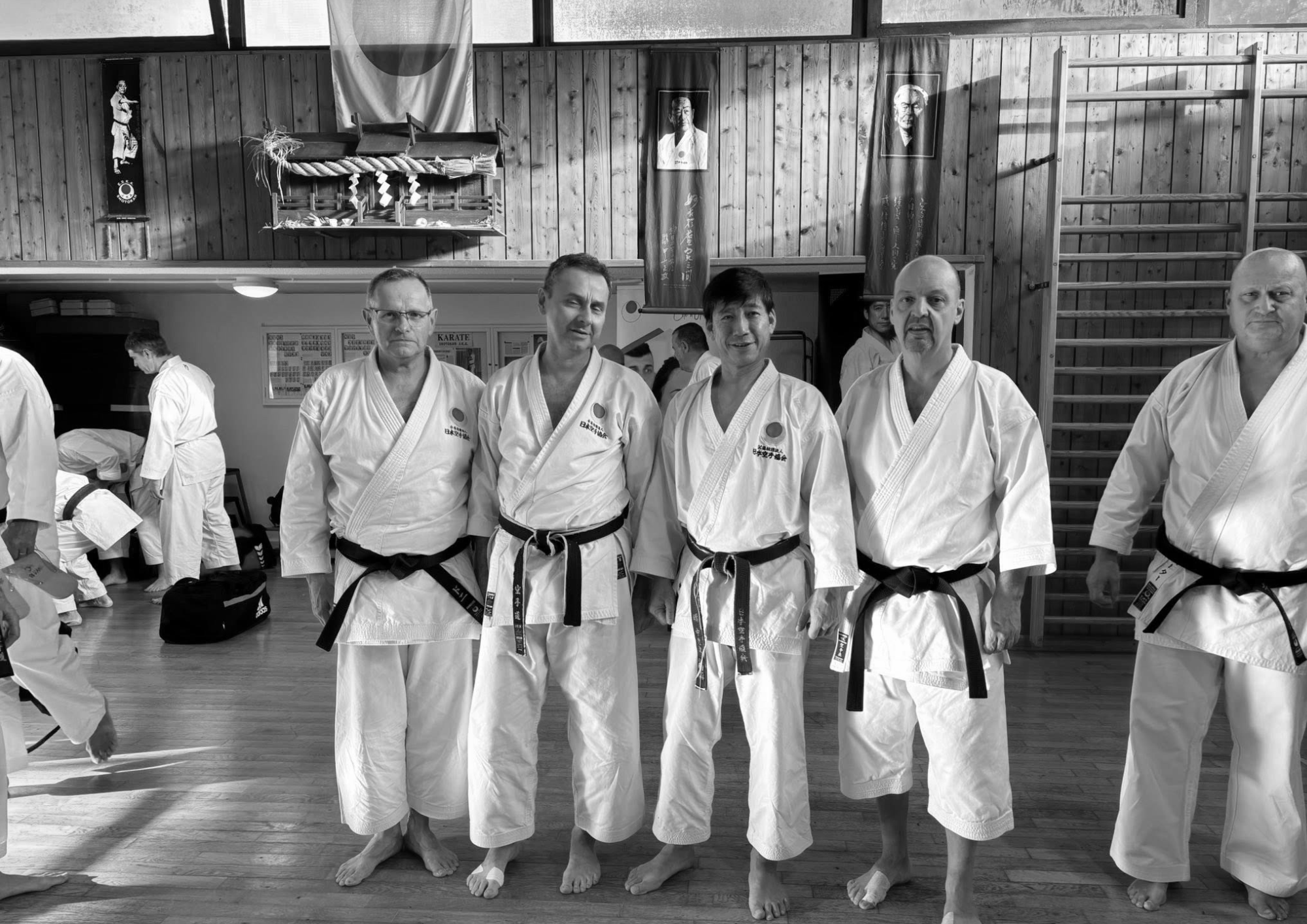 KARATE ADULTES : DISCIPLINE, SANTE & MENTAL